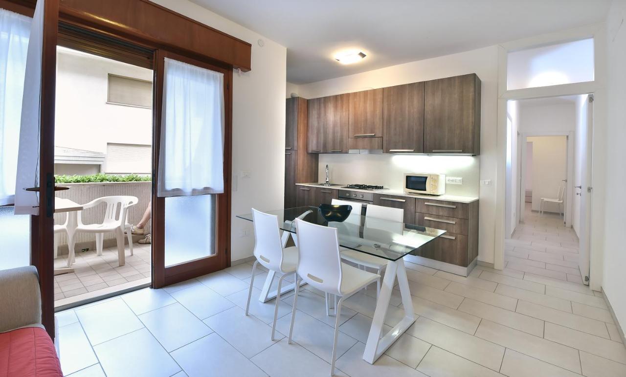 Villa Rosa Lignano Sabbiadoro Extérieur photo