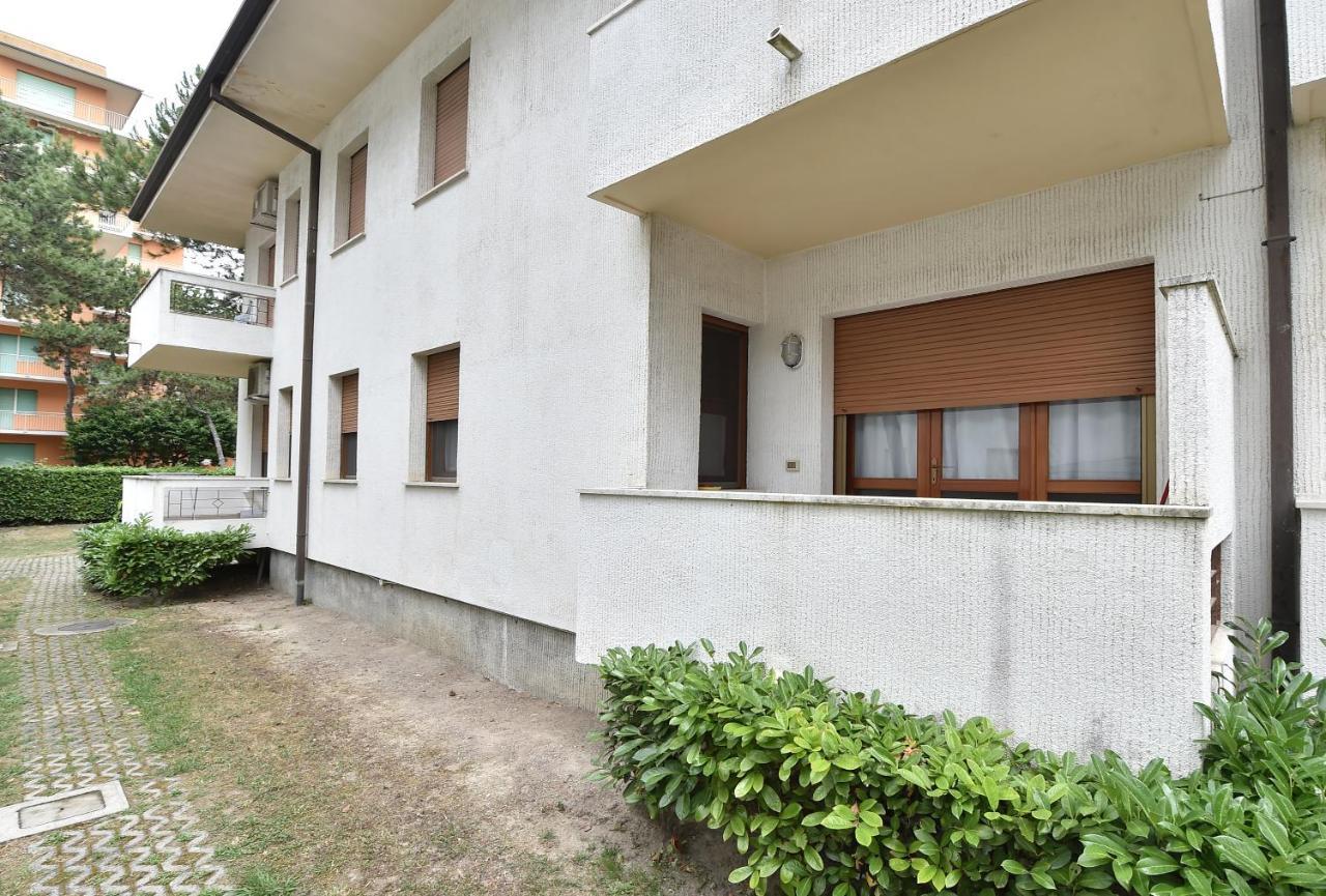 Villa Rosa Lignano Sabbiadoro Extérieur photo